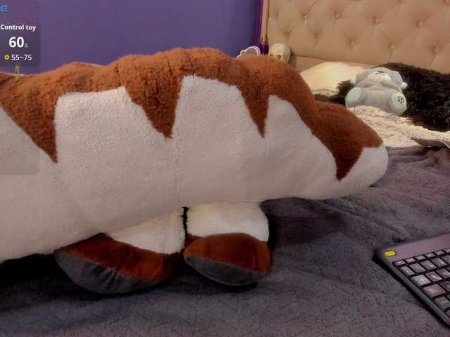 LittleCheerry's BongaCams show and profile