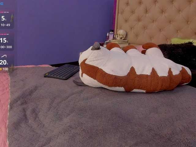 LittleCheerry's BongaCams show and profile