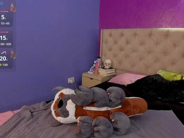 LittleCheerry's BongaCams show and profile