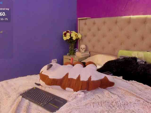 LittleCheerry webcam