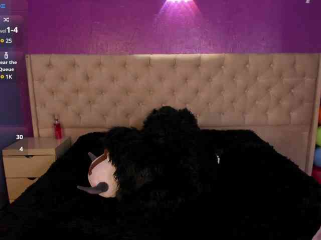 LittleCheerry webcam