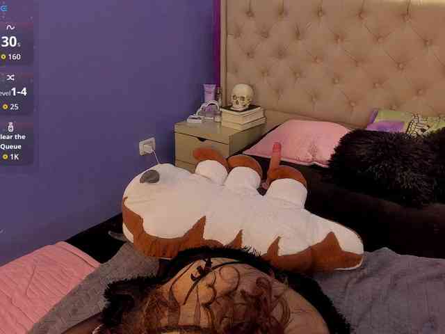 LittleCheerry webcam