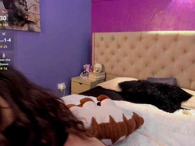 LittleCheerry webcam