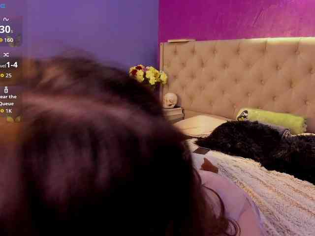 LittleCheerry webcam