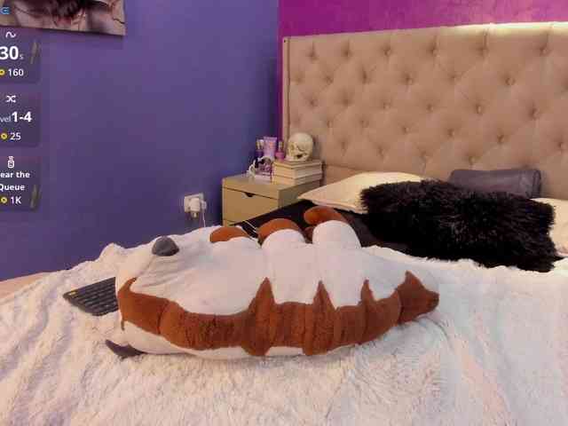 LittleCheerry webcam