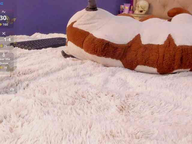 LittleCheerry webcam