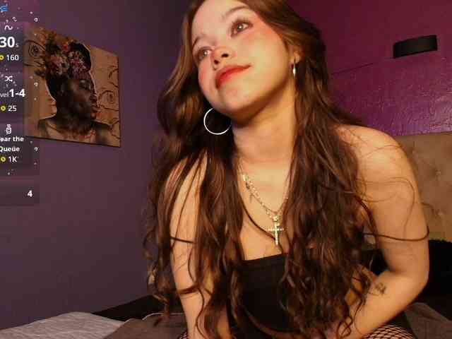 LittleCheerry webcam