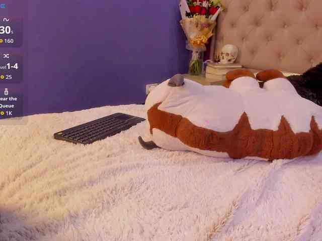 LittleCheerry webcam