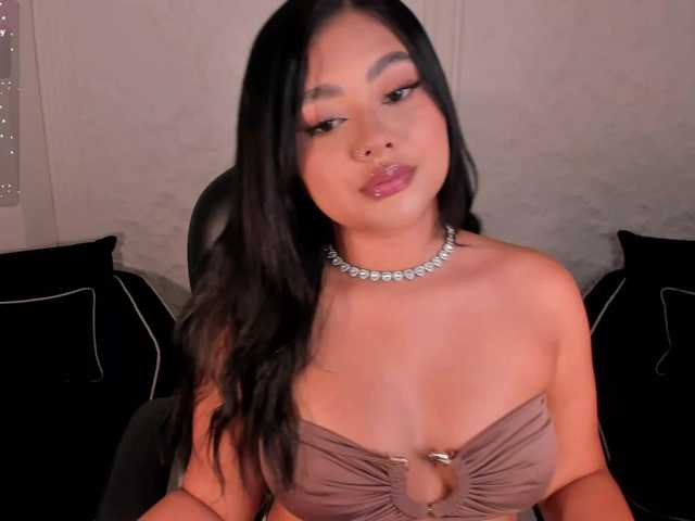 GabriellaLee's BongaCams show and profile