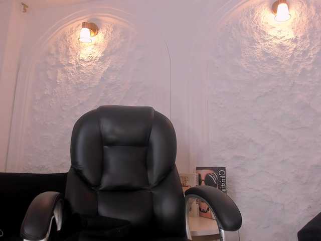 GabriellaLee's BongaCams show and profile