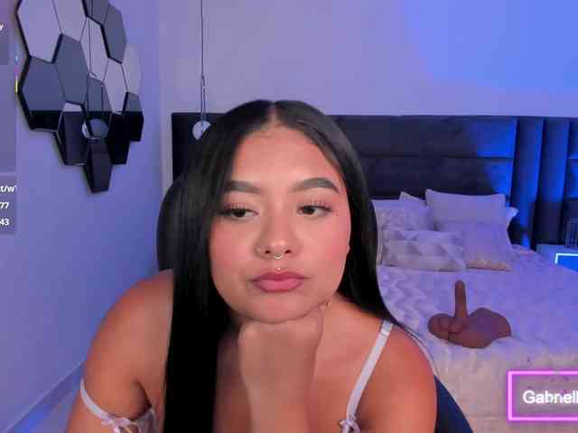 GabriellaLee webcam