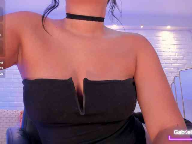 GabriellaLee webcam