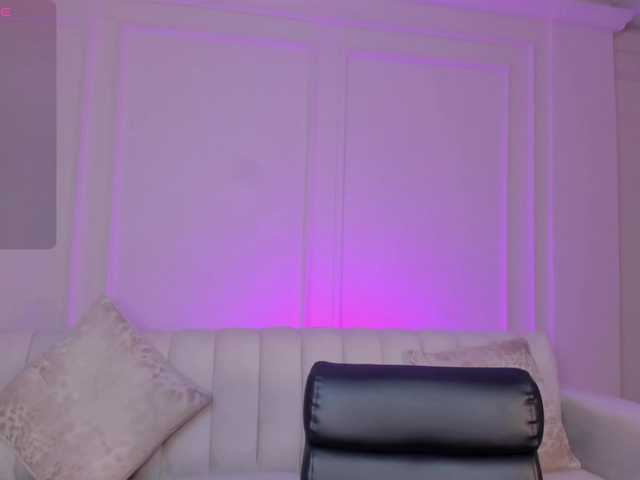 StacyWoods's BongaCams show and profile