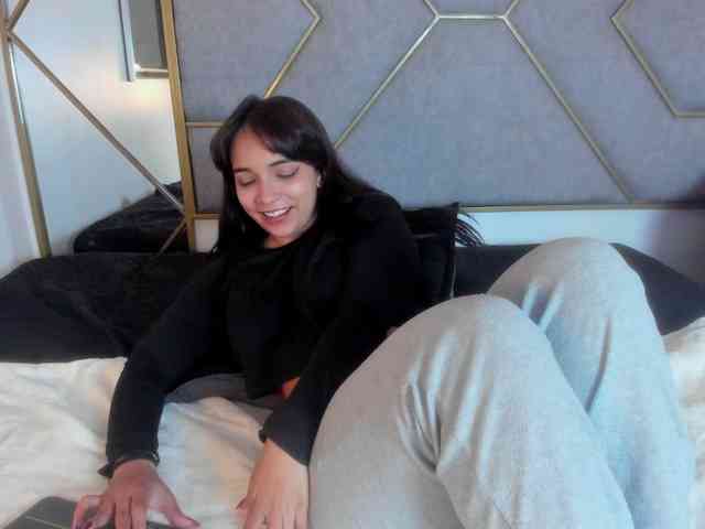Nessa2905 webcam