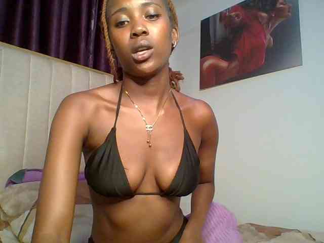 Ebonyy webcam