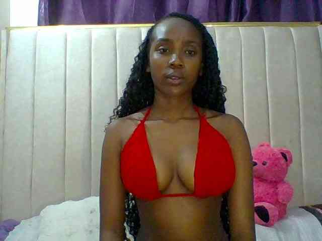 Ebonyy webcam