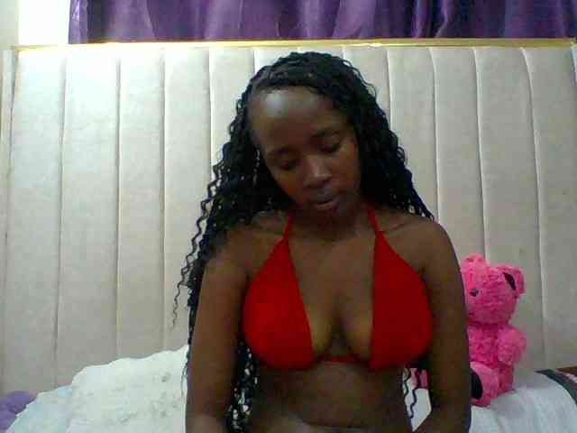 Ebonyy webcam