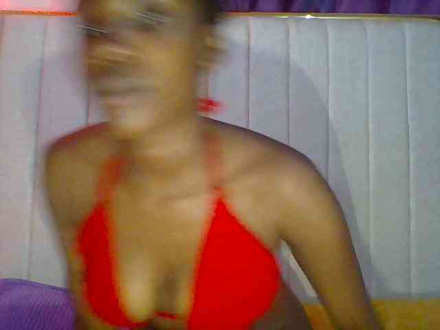 Ebonyy webcam