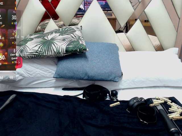 HunterIgnis webcam bongacams model stream image