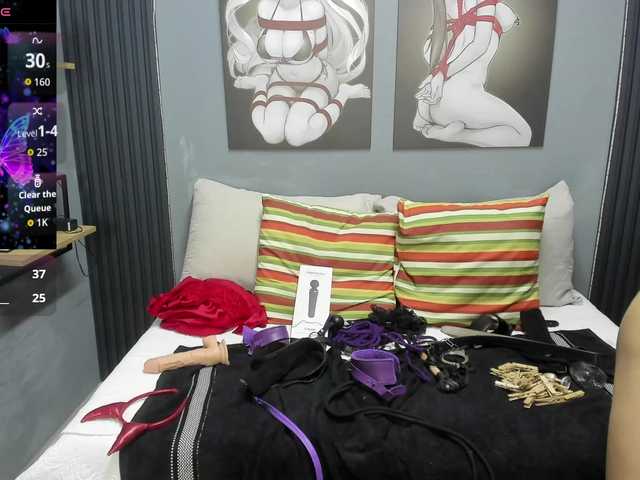 HunterIgnis Live Cam on BongaCams