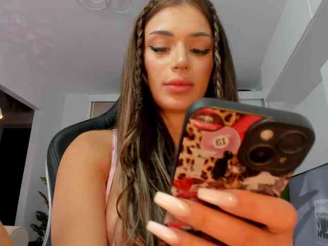 Ivybelle webcam