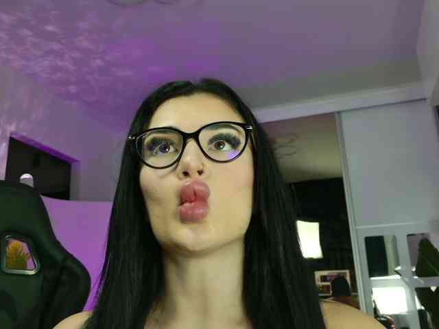 Ivybelle webcam