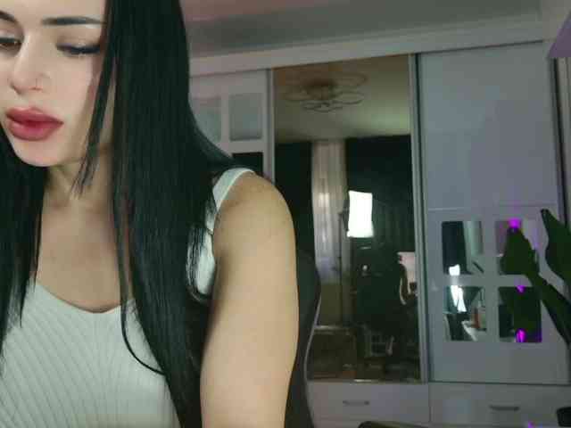 Ivybelle webcam