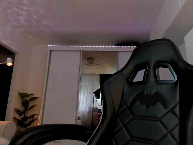 Ivybelle webcam