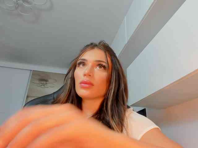 chat cam to cam Ivybelle