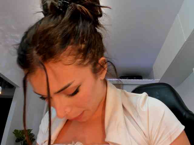 Ivybelle webcam