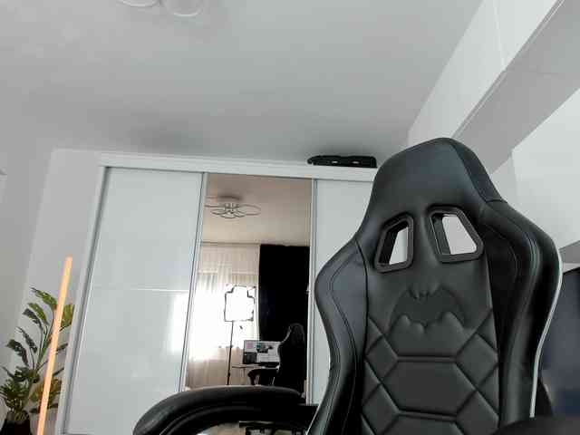 Ivybelle webcam