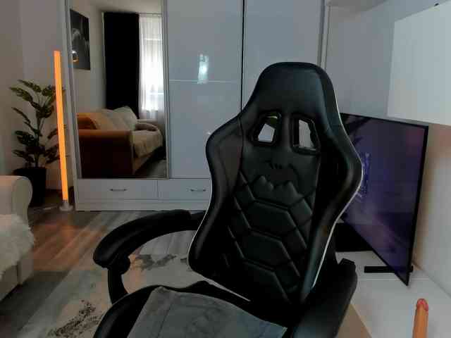 Ivybelle webcam