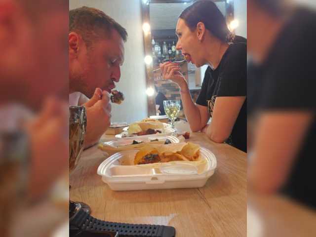 Motopara's BongaCams show and profile