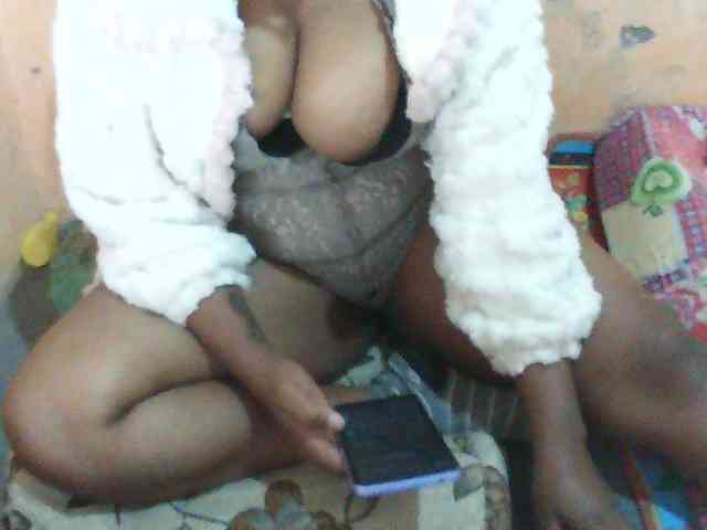 Ritah777 webcam