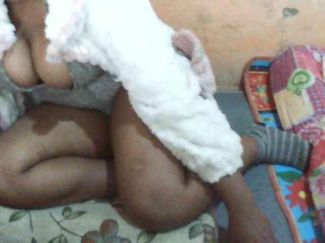 Ritah777 webcam