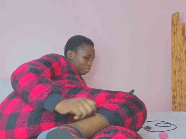 MISS-FAITH091 webcam