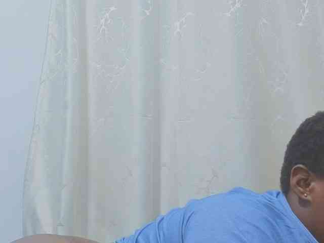 MISS-FAITH091 webcam