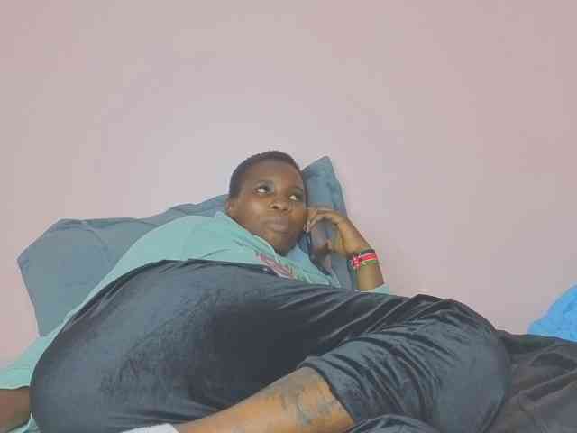 MISS-FAITH091 webcam