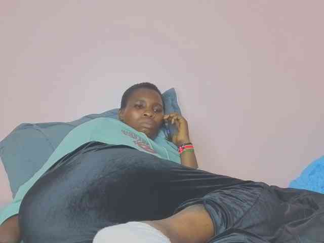 MISS-FAITH091 webcam