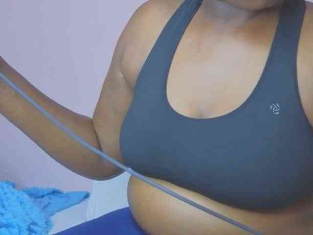 MISS-FAITH091 webcam