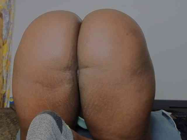 MISS-FAITH091 webcam
