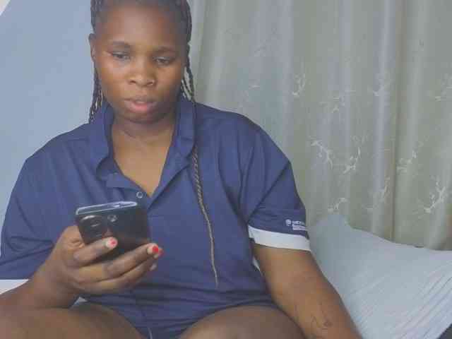 MISS-FAITH091 webcam