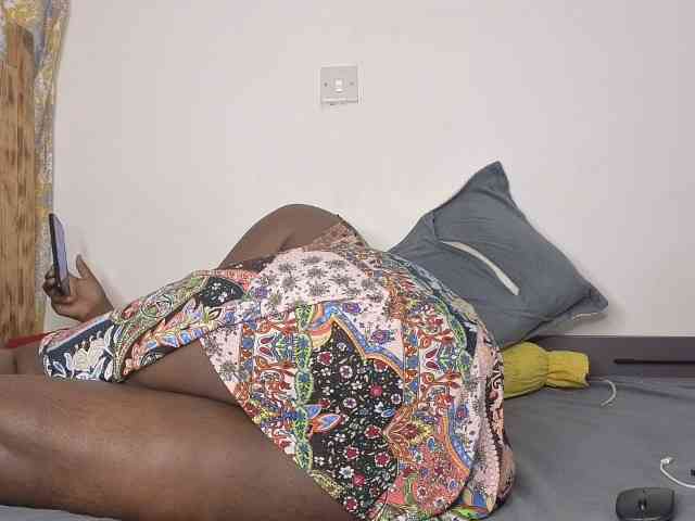 MISS-FAITH091 webcam