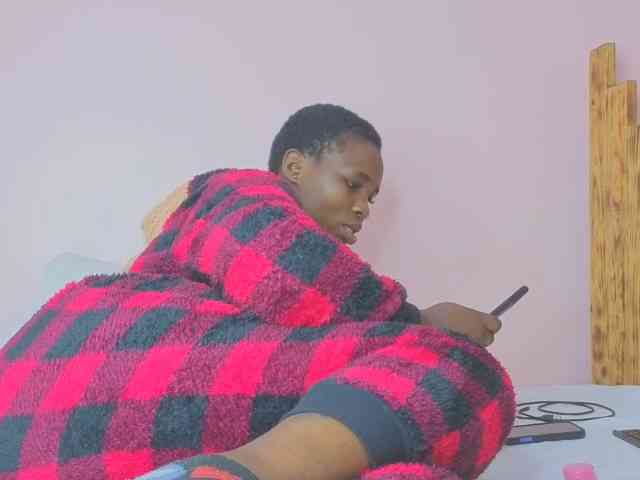 MISS-FAITH091 webcam