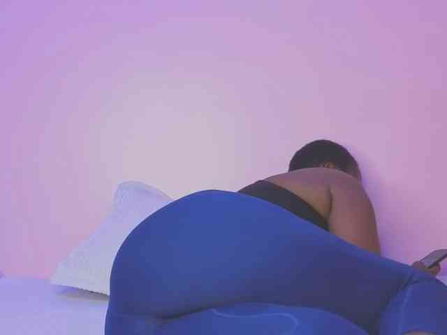 MISS-FAITH091 webcam