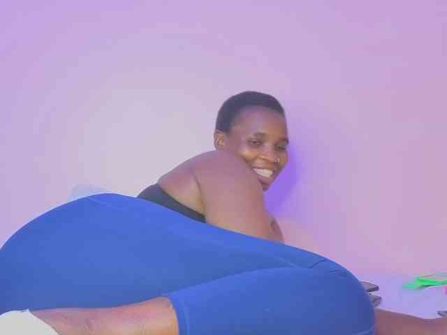 MISS-FAITH091 webcam