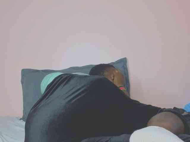 MISS-FAITH091 webcam