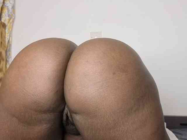 MISS-FAITH091 webcam