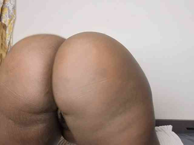 MISS-FAITH091 webcam