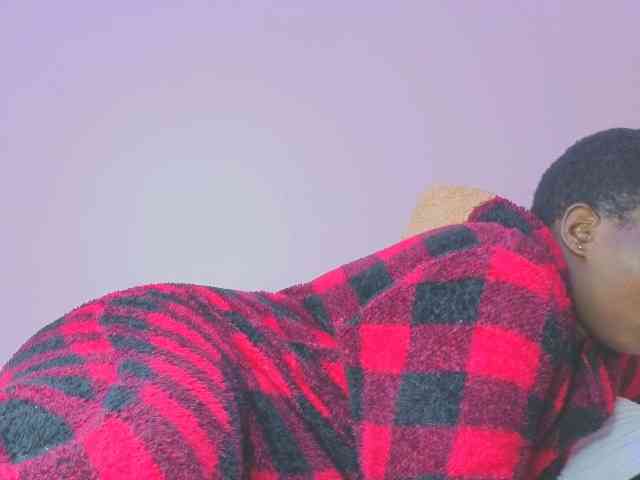 MISS-FAITH091 webcam